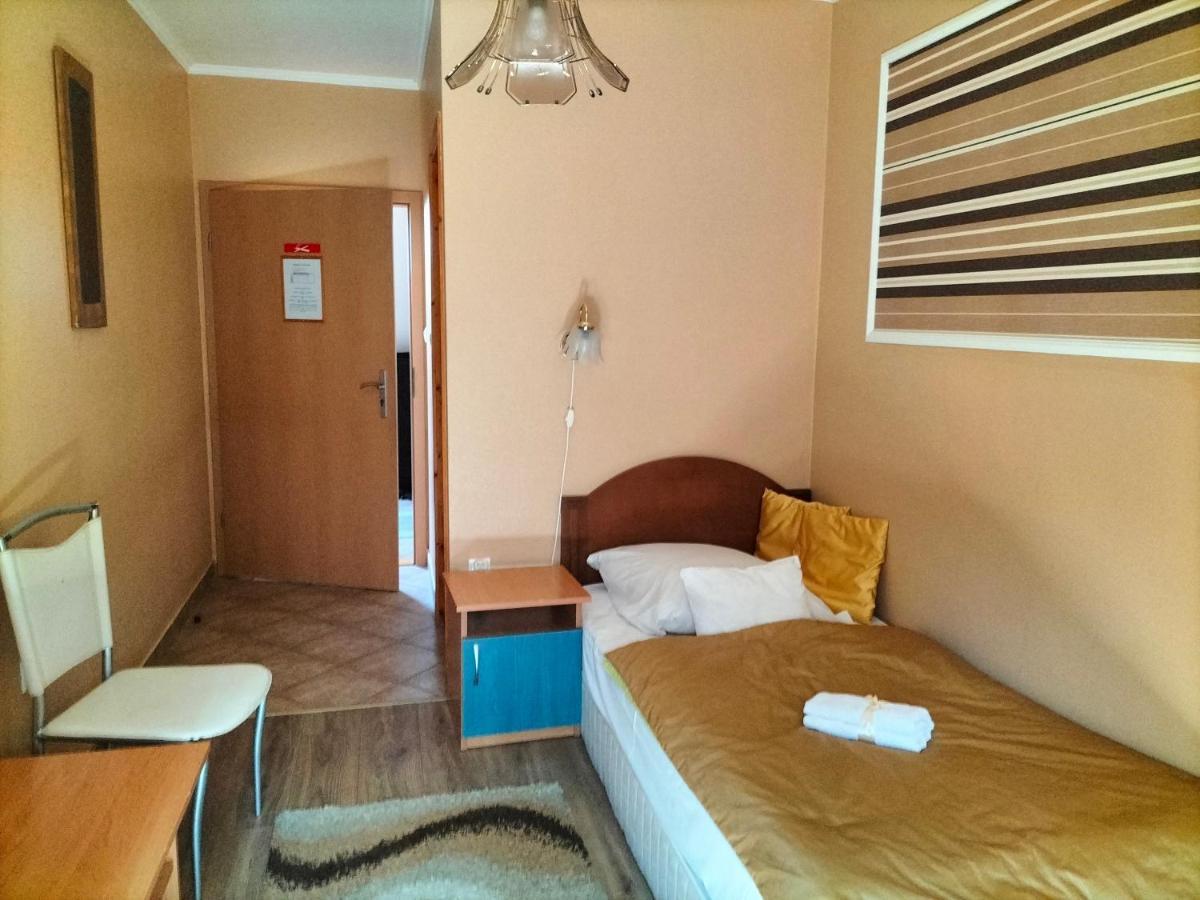 Bajor Panzio Buek-Buekfuerdo, Adults Friendly 12 Plus المظهر الخارجي الصورة