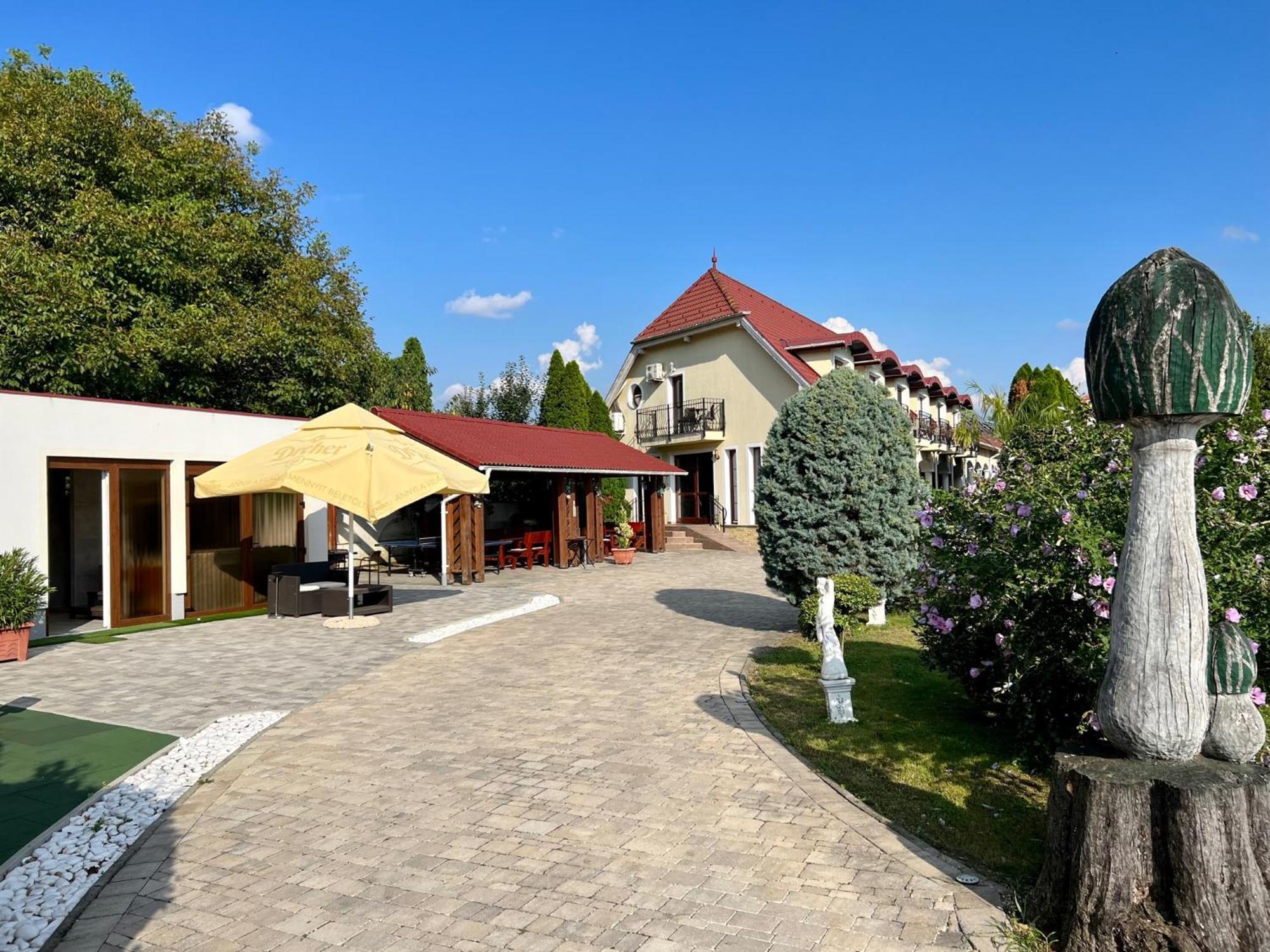 Bajor Panzio Buek-Buekfuerdo, Adults Friendly 12 Plus المظهر الخارجي الصورة