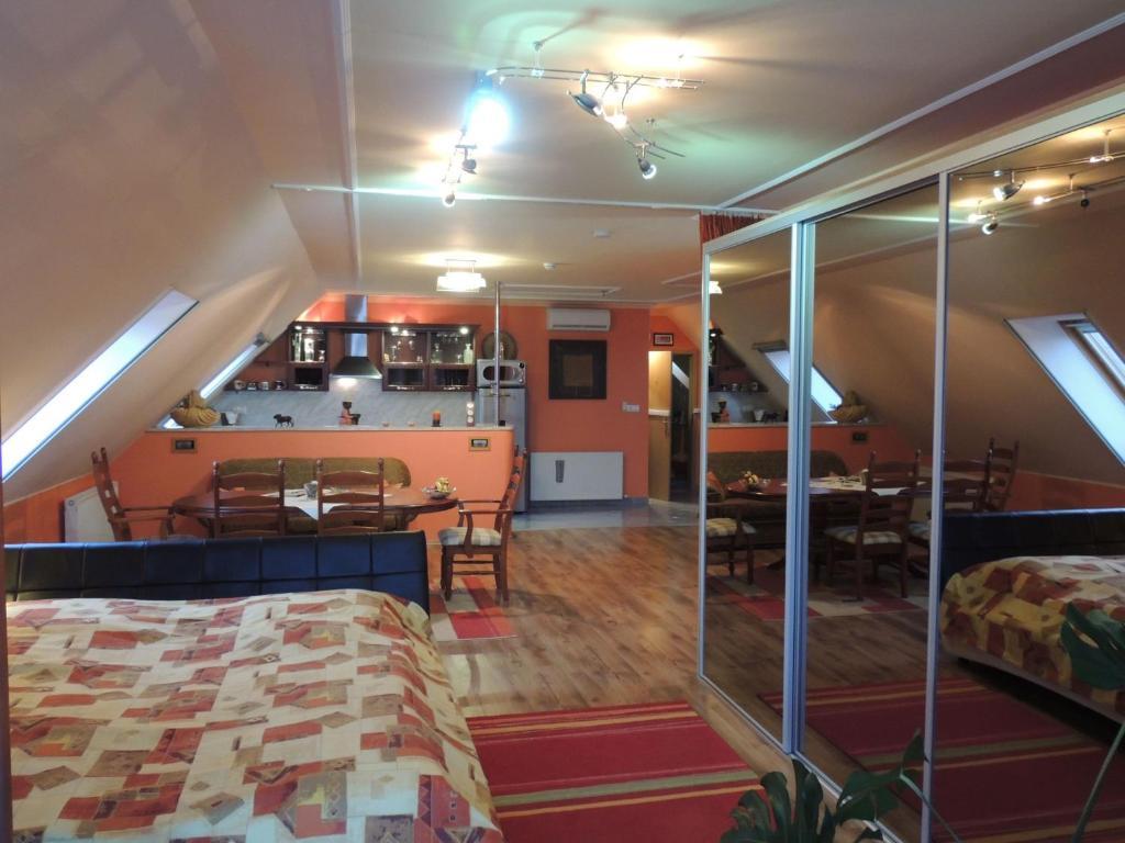 Bajor Panzio Buek-Buekfuerdo, Adults Friendly 12 Plus الغرفة الصورة