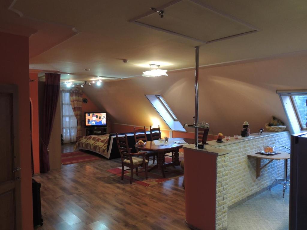 Bajor Panzio Buek-Buekfuerdo, Adults Friendly 12 Plus الغرفة الصورة
