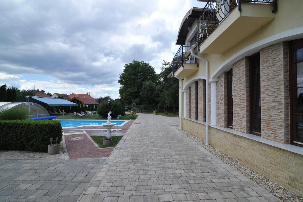 Bajor Panzio Buek-Buekfuerdo, Adults Friendly 12 Plus المظهر الخارجي الصورة