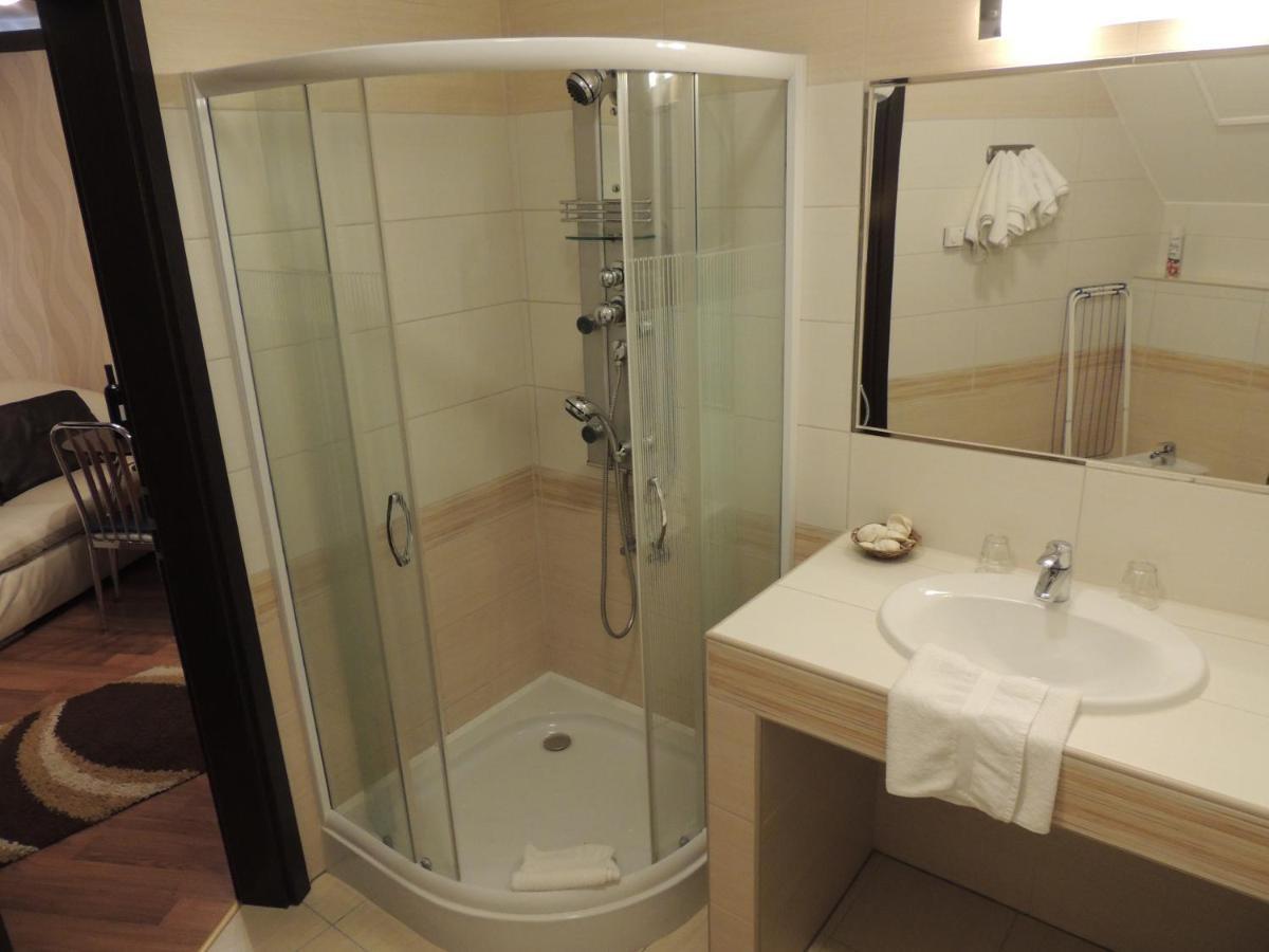 Bajor Panzio Buek-Buekfuerdo, Adults Friendly 12 Plus المظهر الخارجي الصورة
